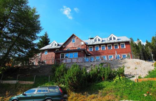 Pec pod Snezkou House | Penzion Pod lesem
