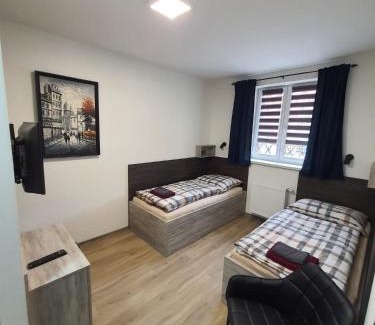 Klasterec nad Ohri House | Penzion TOŠA