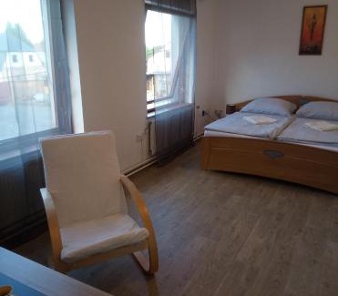 Mesto Touskov House | Penzion u Náhonu