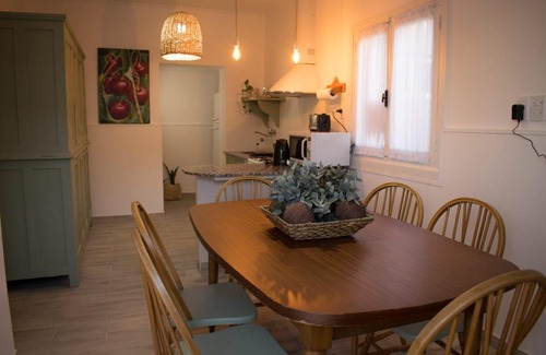 Carhue Apartment | Peonias