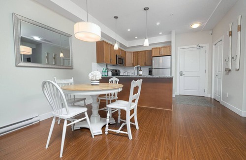 Central Okanagan Condo | Peony Paradise - 2 Bedroom 2 Bath - West Kelowna Gem with Lake View