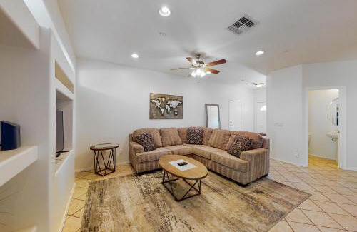 Peoria House | Peoria Magic