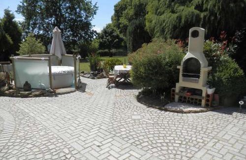 Colombiers-du-Plessis House | Pepe's Naturist Pod for 2 people Pays de la Loire