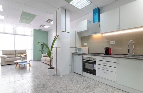 Ensanche Diputacion Apartment | PEPPERMINT (Near the Real Club de Regatas and bus and train station).