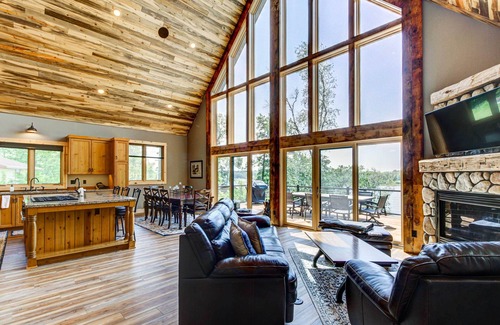 Breezy Point Cabin | Pequot Lakes Retreat w/Beach + Fire Pit!