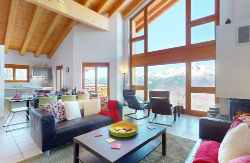 Veysonnaz Apartment | Perce Neige PN H - VIEW & CENTER Apartment 10 per