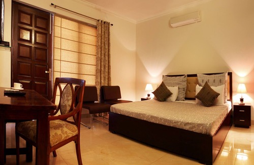 Sushant Lok House | Perch Arbor Suites
