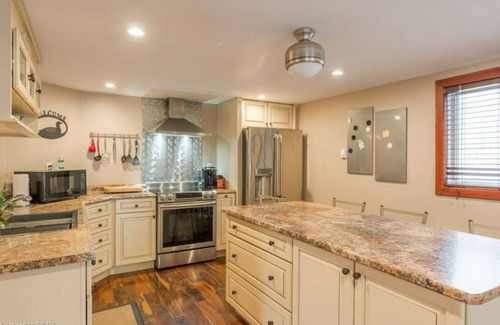 Havelock-Belmont-Methuen Cottage | Perfect Escape from the city, recharge and connect with nature!