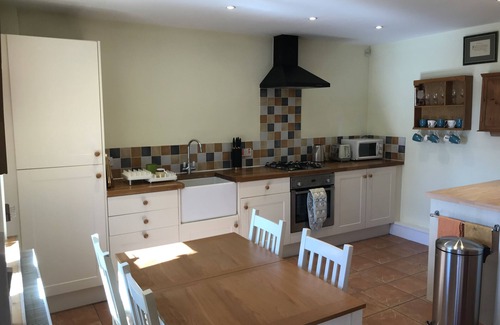 Murthly Cottage | Perfectly located cosy converted coach house