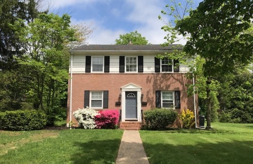 Princeton Condo | Perfect 2 BR Condo in Princeton w Parking