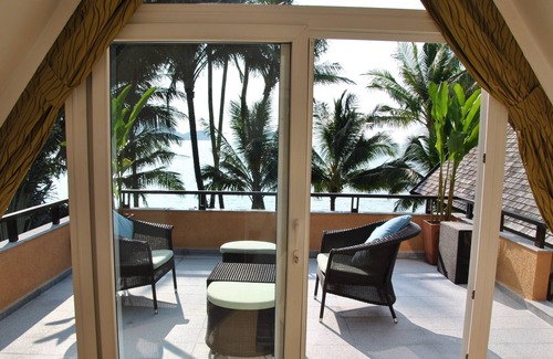 Klong Son Villa | Perfect beachfront location, 5 bedrooms, incredible sunsets ...