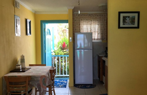 Rokers Point Apartment | Perfect Beachfront Rental with Beautiful Views!