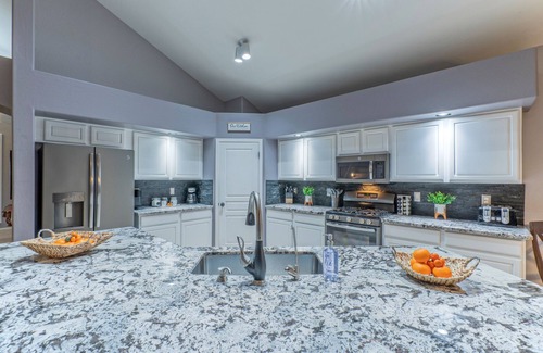 Boulder Mountain Highlands House | PERFECT: Boulder Mt Highlands, Quiet, Golf & Trails, Htd POOL, Fire Pit, TVs All BRs, Game Tables