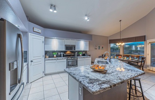 Boulder Mountain Highlands House | PERFECT: Boulder Mt Highlands, Quiet, Golf & Trails, Htd POOL, Fire Pit, TVs All BRs, Game Tables