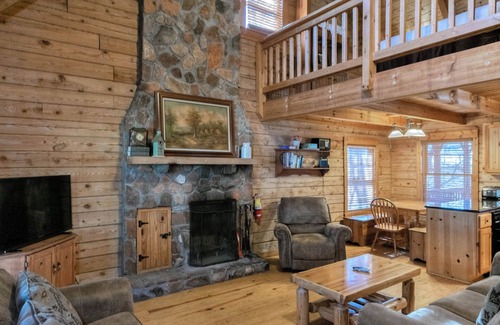 Pine Mountain Cabin | Perfect cabin for large families