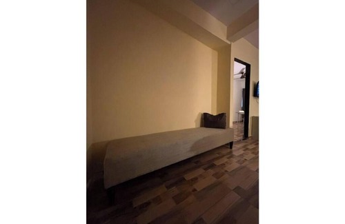 Pali Hill Apartment | Perfect Central 1BHK in Bandra W