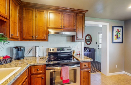 Morgan Hill House | Perfect couples getaway retreat on historic family winery, close to hiking