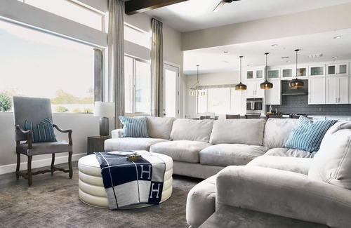 Desert View Village Villa | Perfect Family Escape! Resort Style Pool, Games & Basketball Court ★