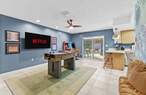 Walsingham House | Perfect Family Escape! Pool~Fire Pit~Games