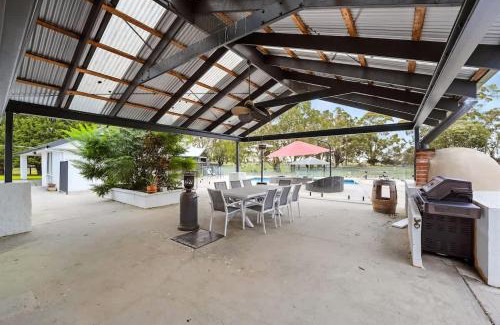 Cranboune South House | Perfect Family Getaway in Cranbourne South