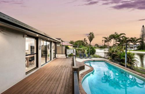 Mermaid Waters House | Perfect Family Retreat