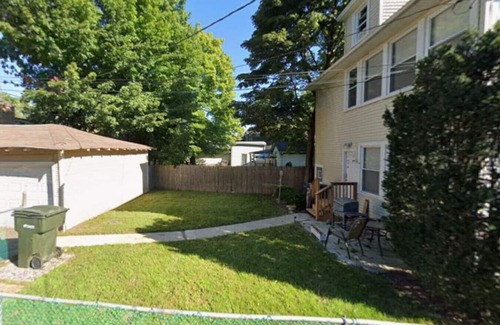 Waukegan Apartment | Perfect family spot near Great Lakes Naval Base!
