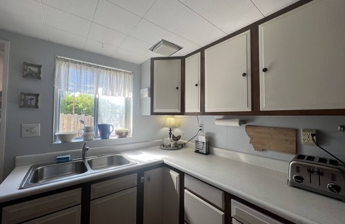 Gardiner House | Perfect For Families, Couples, And Dog Friendly! Short Walk To YNP!