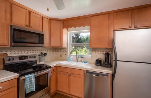 Clearwater House | ⭐️Perfect for Families & Groups⭐️7mi-Beach/DWTN🏖 BBQ⭐️Fire-Pit⭐️Dogs Welcome!