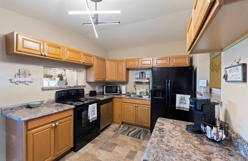Leisure Land House | Perfect for relaxing at the lake