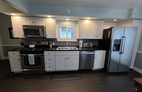 Lakeside House | Perfect for the whole family, 1 mile to the beach, firepit & spacious kitchen!