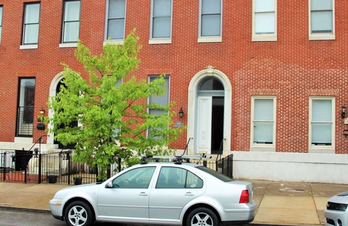 Penn North House | Perfect for traveling medical professional - 90 Day minimum stay