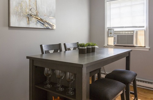 Yorkville House | Perfect Getaway Kayak Hiking Waterpark FastWiFi
