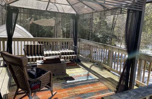 Alnwick/Haldimand Cottage | Perfect Getaway Only 60 min From Toronto. Next to Ste. Anne's Spa.