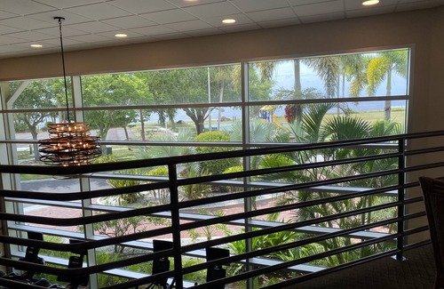 Ruskin Apartment | Perfect getaway w/pool, hot tub and world class views