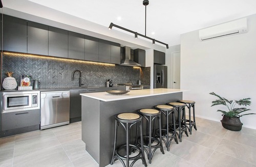 Bundalong House | Perfect home oasis by the Murray, 90 meters from water front with swimming pool