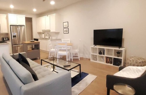Mahncke Park House | Perfect home - perfect neighborhood!