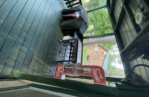 Wood County House | Perfect Lake Experience to Fish, Ski, Shop & Eat
