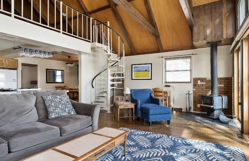 Lakeview House | Perfect Lake get-a way. Beautiful views!