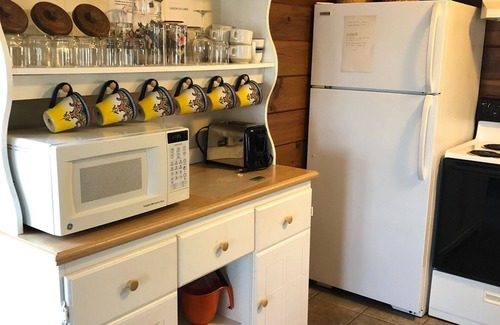 Crumpler Cabin | Perfect Little Getaway in the Mountains of Ashe County, NC!