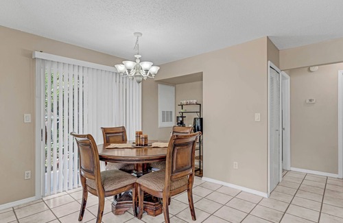 Altamonte Springs Condo | Perfect location for this gem of a condo, pet friendly in the heart of Altamonte