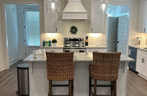 Opelika House | Perfect location for game day weekends, RTJ golf trips & much more!