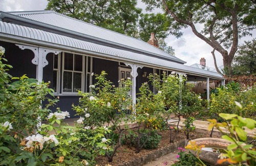 Scone House | Perfect Location for Leisure or Business - Right in the main street