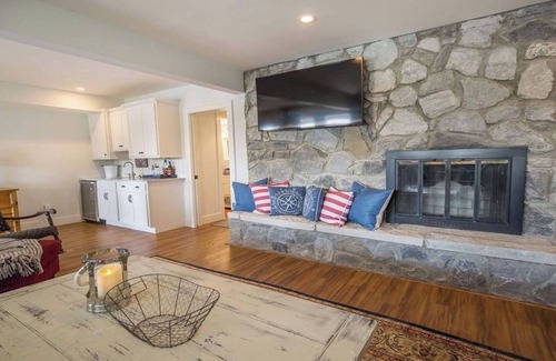 Cadiz House | Perfect Location For Your Lake Getaway