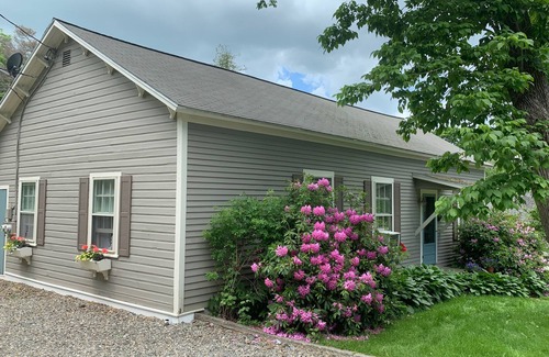 Camden Cottage | Perfect location! Quiet street, but right downtown