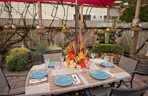 Enumclaw House | Perfect location to an outdoor paradise.