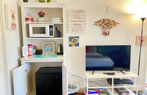 Florida Central Atlantic Coast Apartment | Perfect Location Trendy Studio - Minutes to Disney,Universal and Convention!
