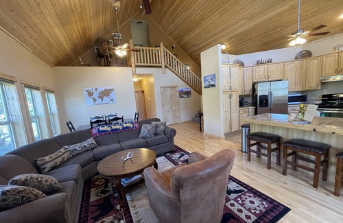 Lake City Cabin | Perfect Location with Breathtaking Mountain Views!