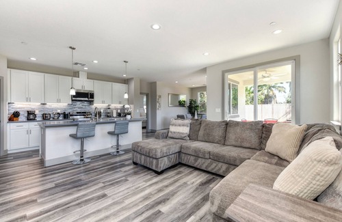 Sacramento House | Perfect long term rental home in a peaceful neighborhood