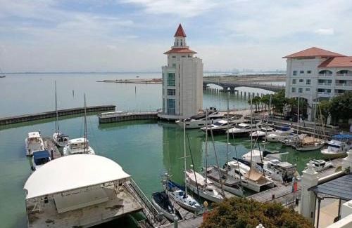 Seri Tanjung Pinang Apartment | Perfect Marina Stay@ Strait Quay/w Big Balcony + Carpark