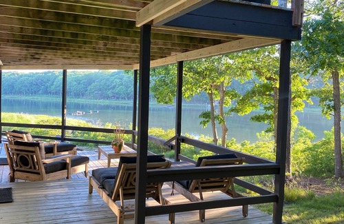 Clearwater Beach House | Perfect Mid-Century Private Waterfront East Hampton Retreat!